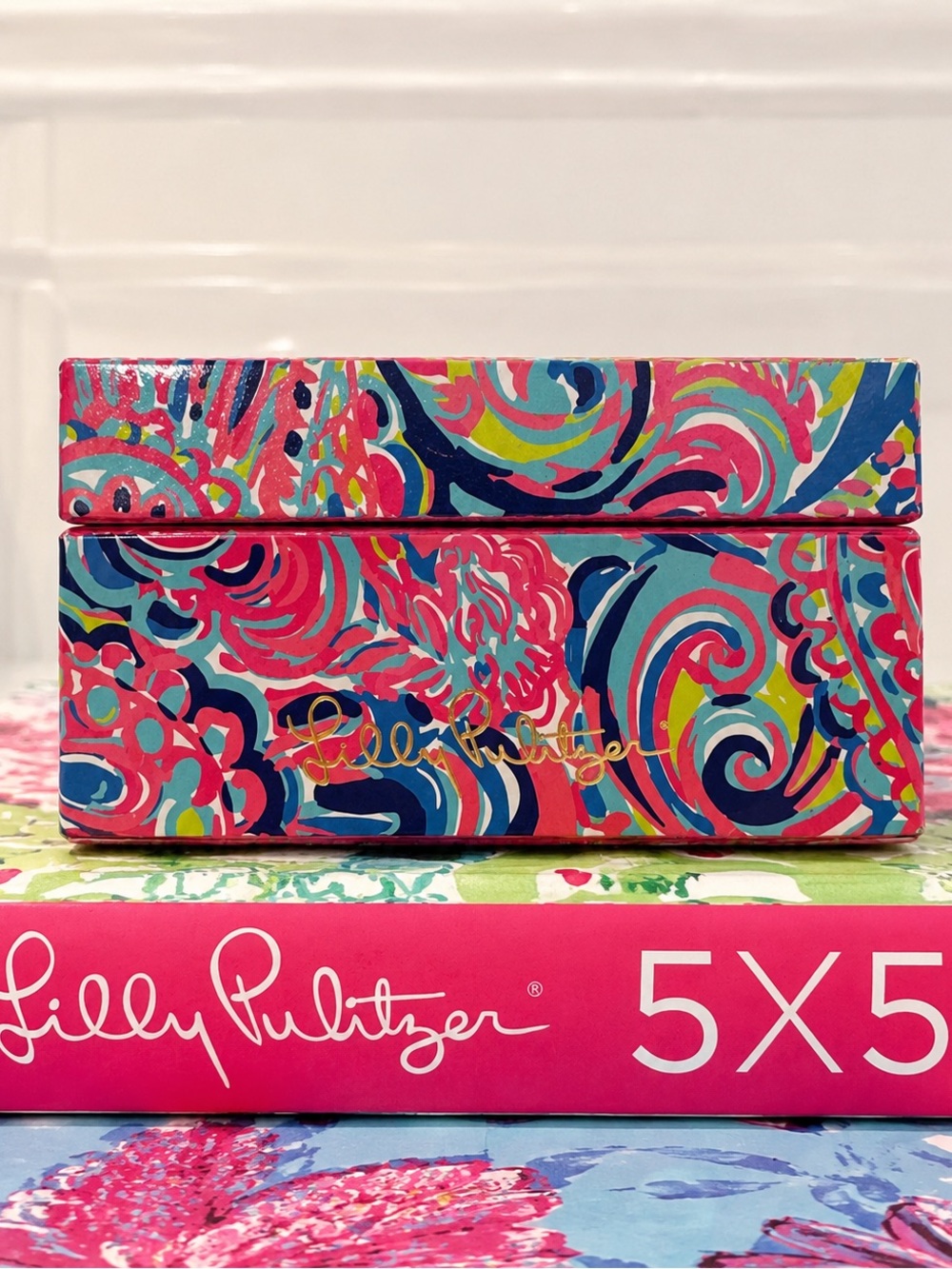 NWT Lilly Pulitzer Psychedelic Sunshine Jewelry Trinket Box Collectible
